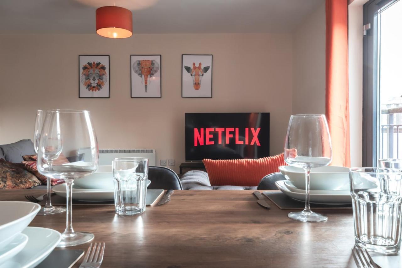 Best Price! 2 Bed City Centre - 4 Single Beds Or 2 Super King, Smart Tvs, Sofa Bed & Free Secure Parking Southampton Ngoại thất bức ảnh
