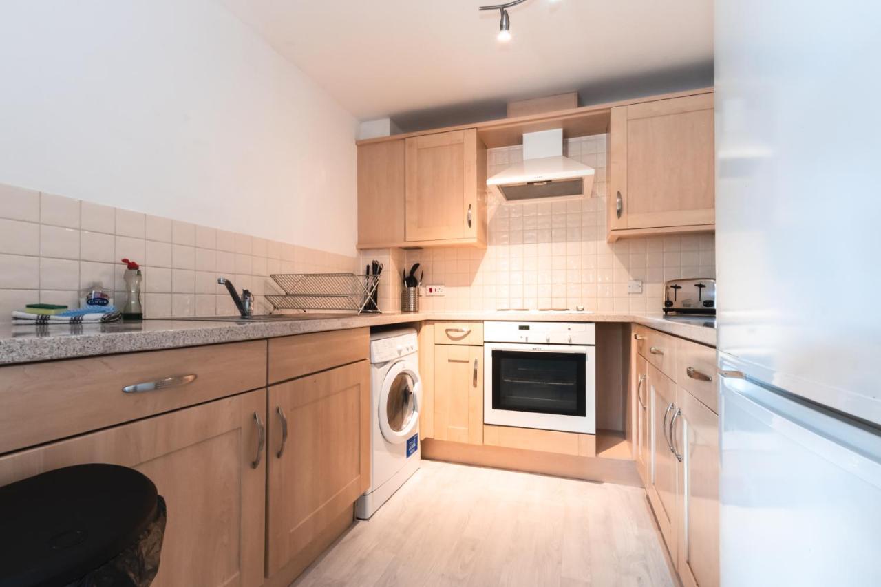 Best Price! 2 Bed City Centre - 4 Single Beds Or 2 Super King, Smart Tvs, Sofa Bed & Free Secure Parking Southampton Ngoại thất bức ảnh